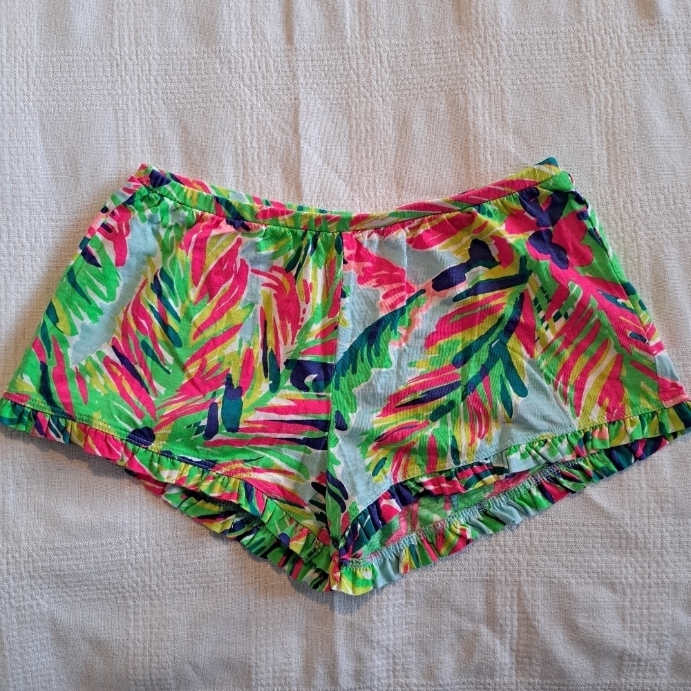 Lilly Pulitzer girls large or 8/10 shorts